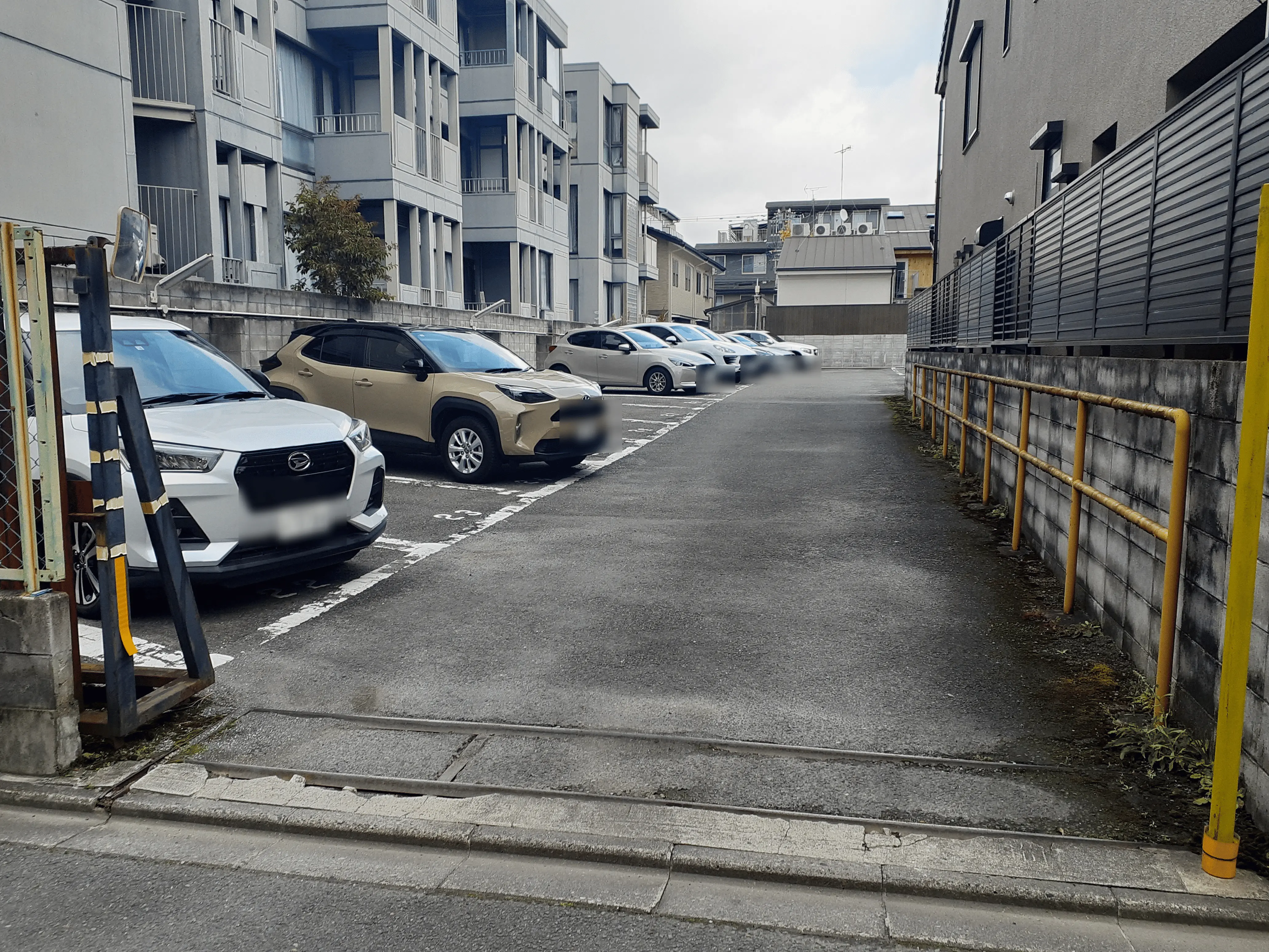 京都市中京区橋本町　月極駐車場